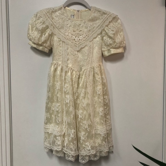 Vintage Jessica McClintock Gunne Sax girls lace over satin dress size 6. - Picture 1 of 12